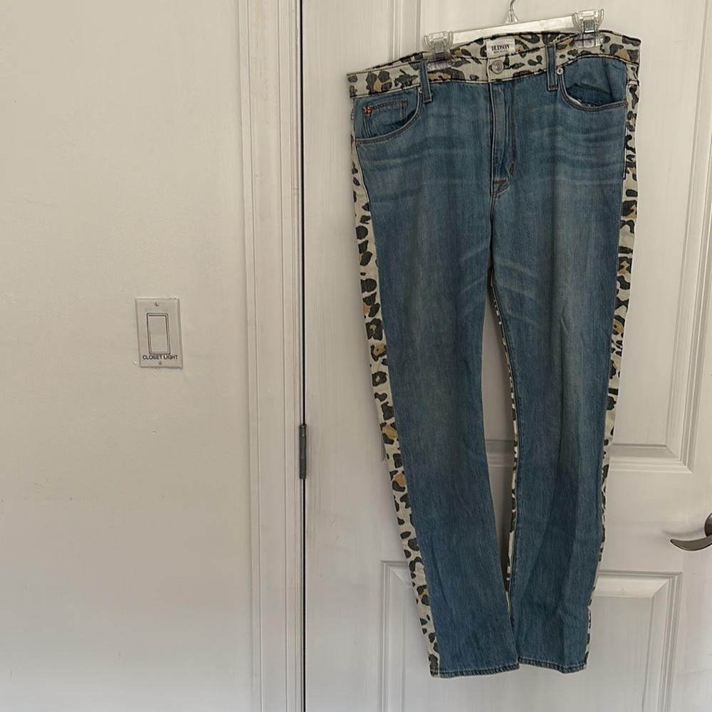 Hudson Leopard and Jean Print: Size 28, Jeggings, Stretchy, Mid-rise